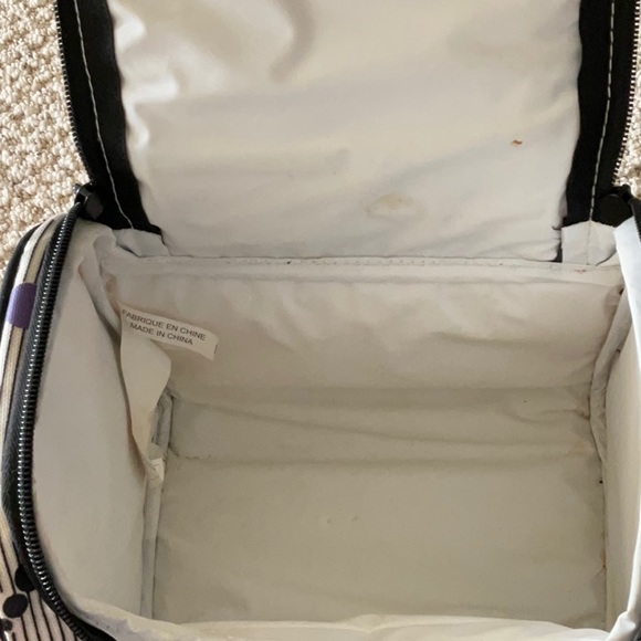 Tracker Lunch Box - Picture 2 of 4